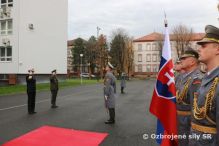 Uvtac ceremonil pre nelnka tbu obrany panielska